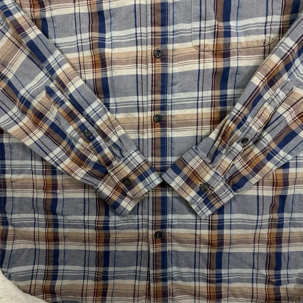The North Face Navy Blue Plaid Long Sleeve Button Down Shirt Men's Size Medium